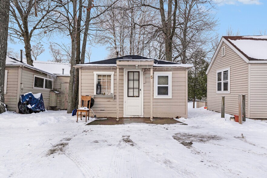 More Photos Of 6444 E M 115, Cadillac Apartments For Sale