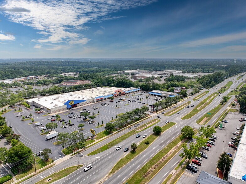 More Photos Of 1400-1480 Apalachee Pky, Tallahassee Unknown For Lease