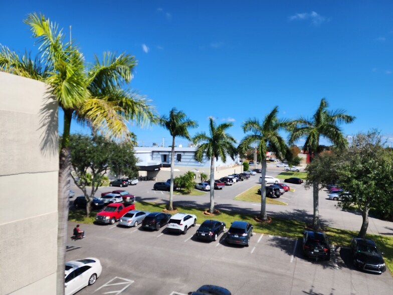 More Photos Of 595 N Courtenay Pky, Merritt Island Medical For Lease