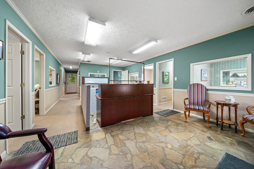 More Photos Of 125-145 E Georgia Ave, Fayetteville Freestanding For Sale