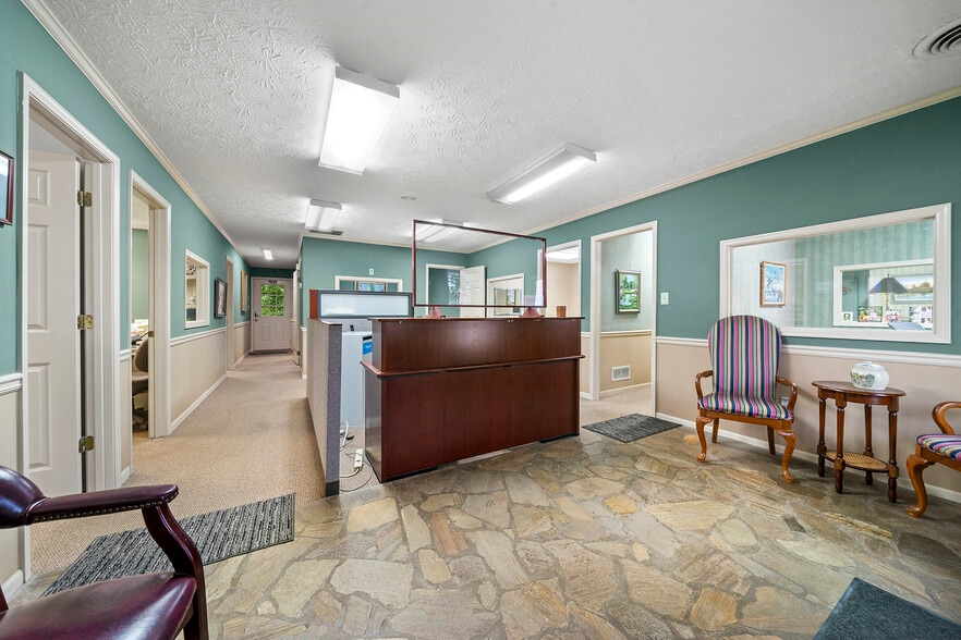 More Photos Of 125-145 E Georgia Ave, Fayetteville Freestanding For Sale