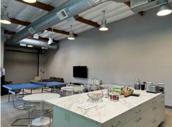 More Photos Of 15 Pamaron Way, Novato Light Distribution For Lease
