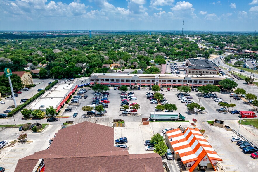 More Photos Of 12702 Toepperwein Rd, San Antonio General Retail For Sale