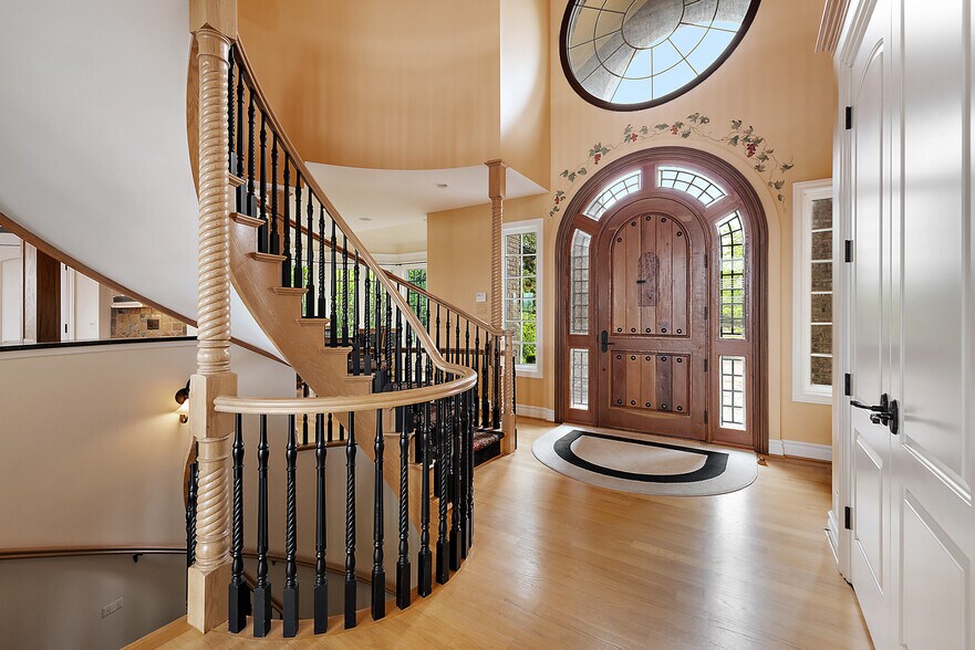 More Photos Of 10611 Lighthouse Pt, South Lyon Specialty For Sale