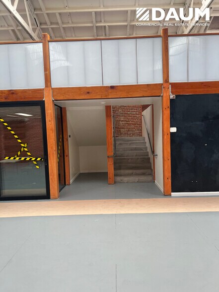 More Photos Of 800-810 S Santa Fe Ave, Los Angeles Warehouse For Lease