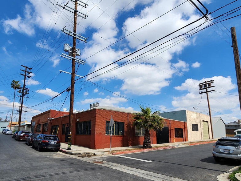 Primary Photo Of 1318 Velasco St, Los Angeles Manufacturing For Lease