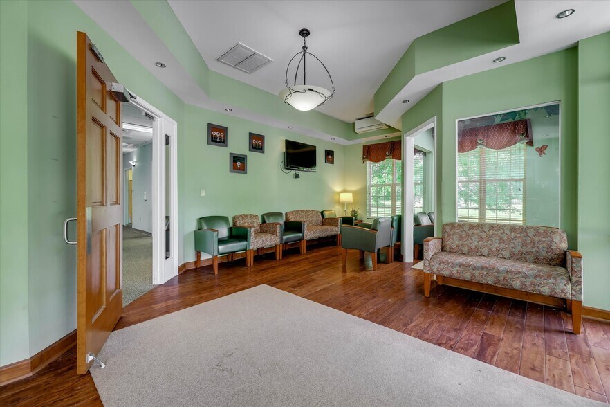 More Photos Of 1466 Columbia Hwy N, Aiken Medical For Sale