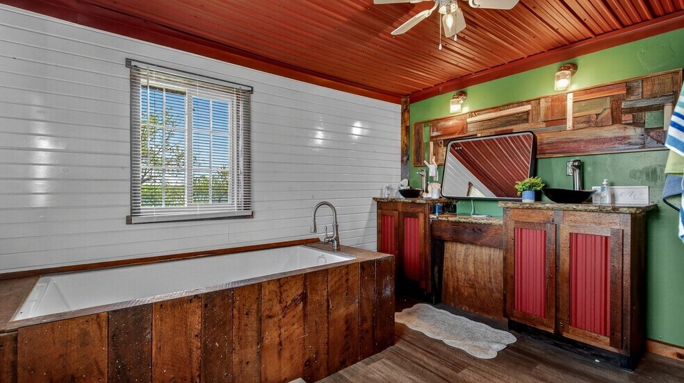 More Photos Of 16061 296th St, Cornell General Retail For Sale