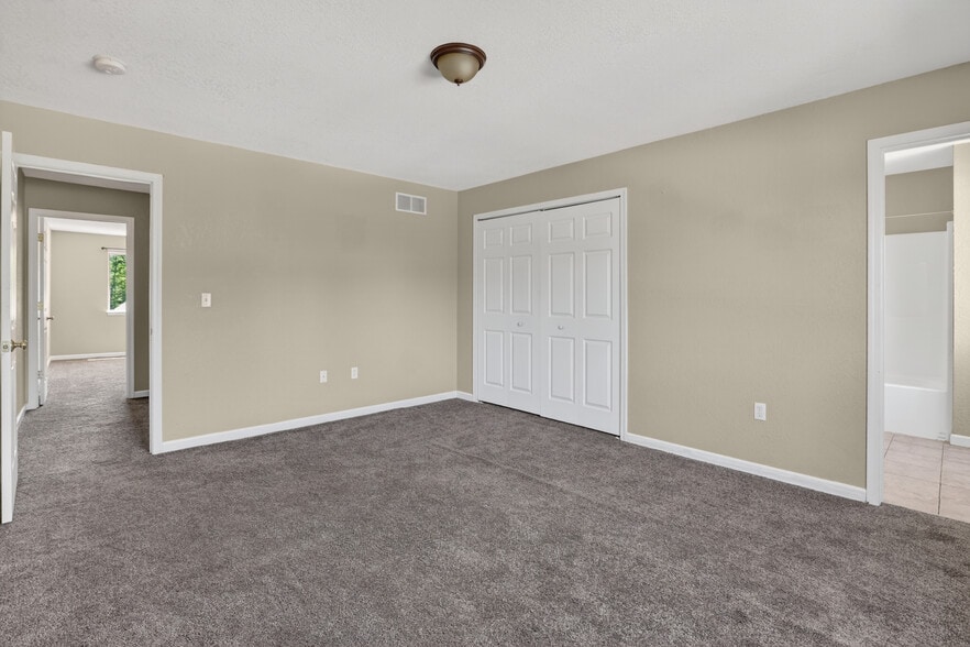More Photos Of 9295 Cedar Creek Ct, Swartz Creek Apartments For Sale