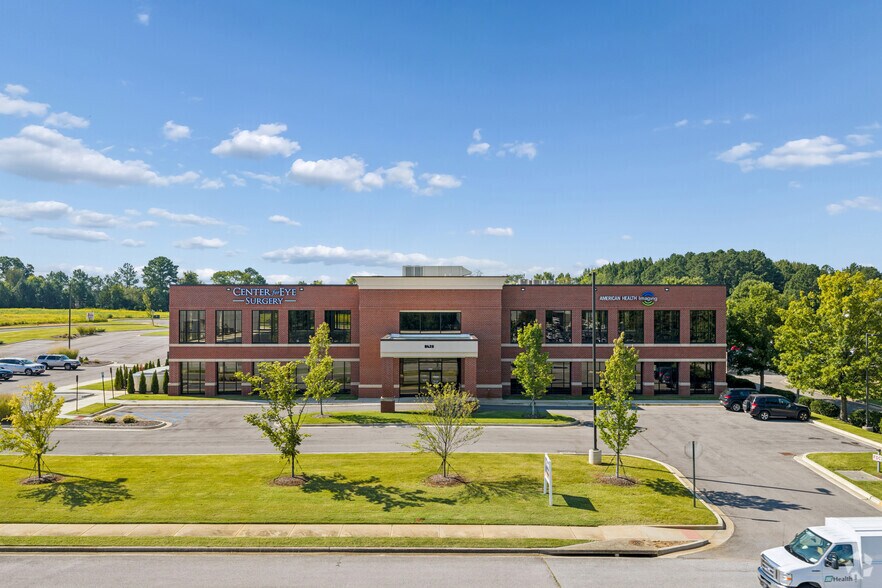More Photos Of 8425 Wann Dr NW, Madison Medical For Lease