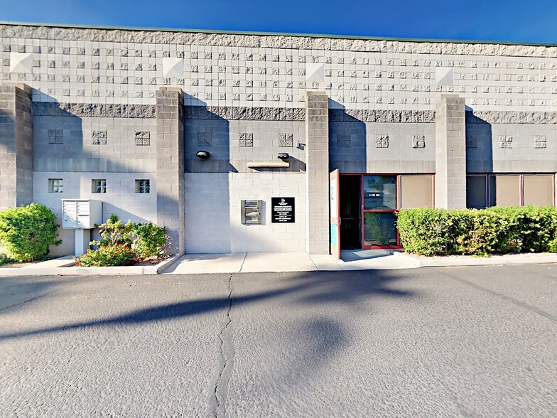 More Photos Of 1733 N Greenfield Rd, Mesa Medical For Lease