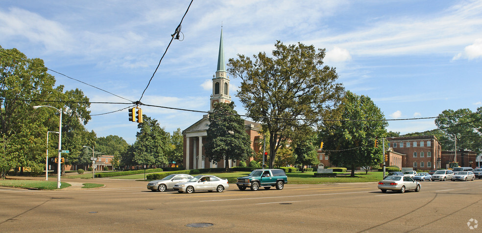 Primary Photo Of 200 E Parkway N, Memphis Religious Facility For Lease