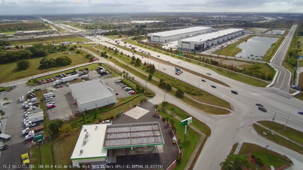 More Photos Of Park 82 Dr, Fort Myers Land For Sale