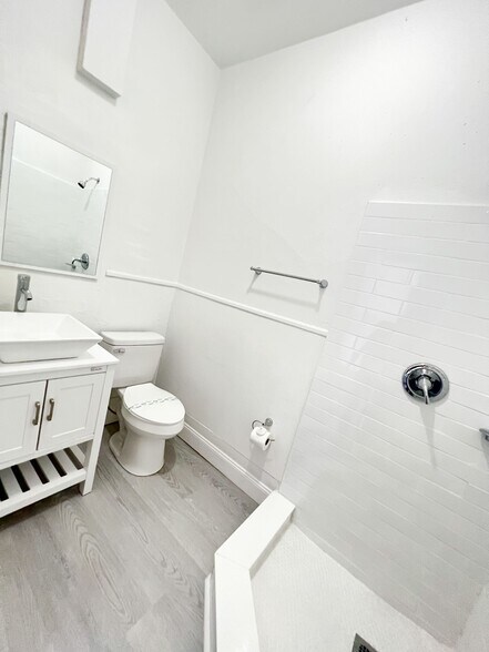 More Photos Of , Eustis Multifamily For Sale