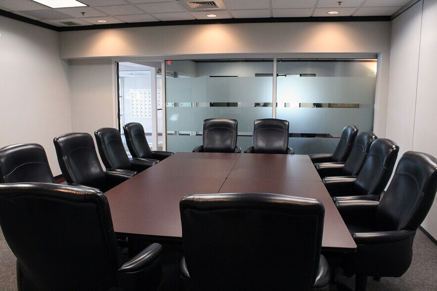 More Photos Of 1320 Tower Rd, Schaumburg Coworking Space