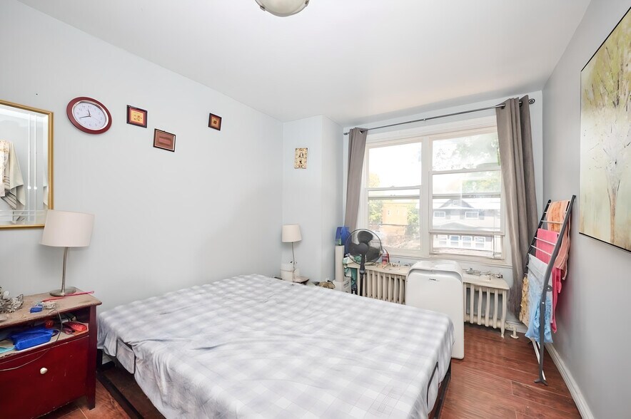 More Photos Of 50 Welland Av, St Catharines Apartments For Sale