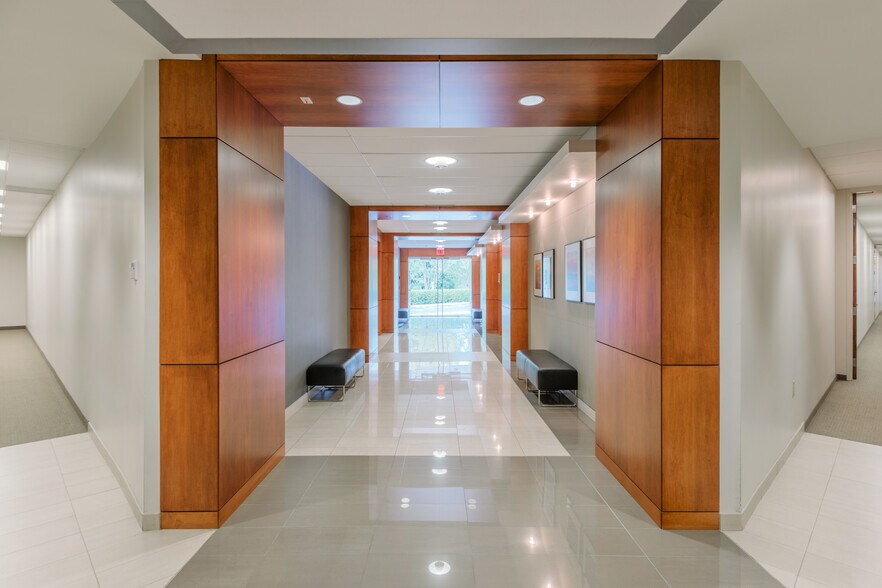 More Photos Of 2101 Rexford Rd, Charlotte Office For Sale