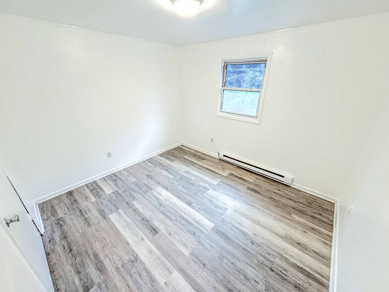 More Photos Of 85 Green Meadow Ln, Rocky Mount Apartments For Sale