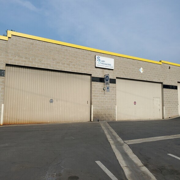 More Photos Of 802-808 E Huntington Dr, Monrovia Industrial For Lease