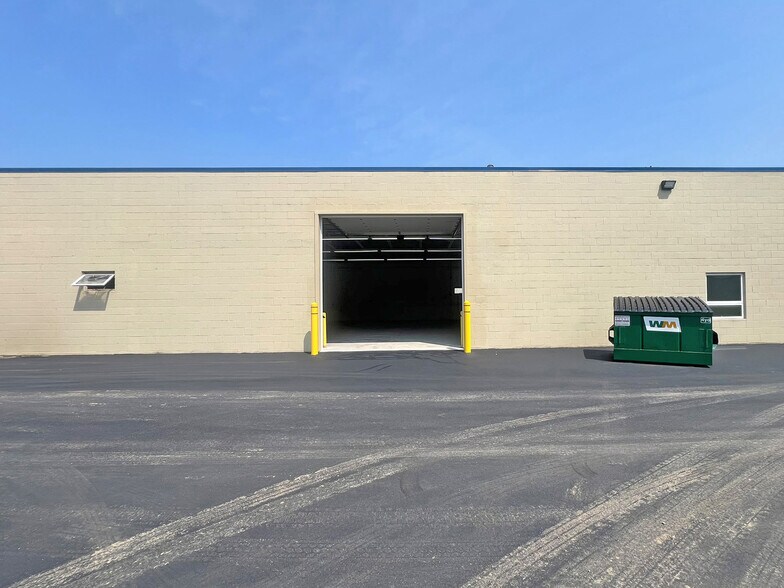 More Photos Of 4300 W Ridge Rd, Erie Manufacturing For Lease