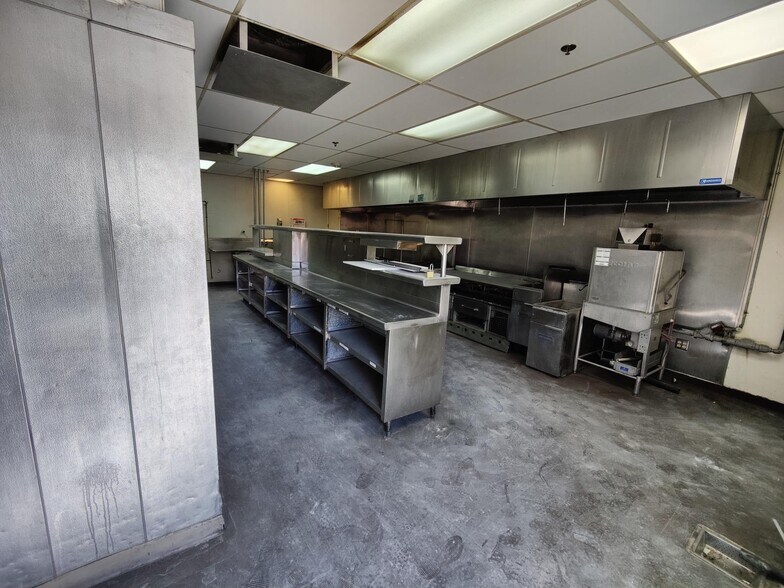 More Photos Of 2100 Fremont St, Las Vegas Restaurant For Lease