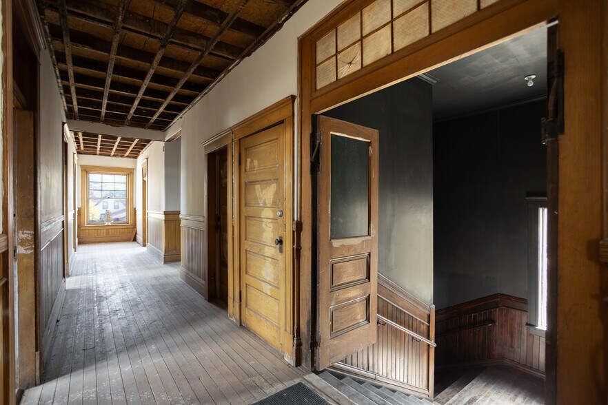 More Photos Of 479 B St, Biggs Storefront Retail Office For Sale