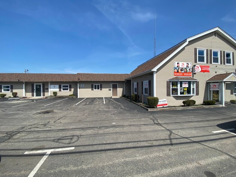 Primary Photo Of 74 Plain St, Brockton Office For Lease