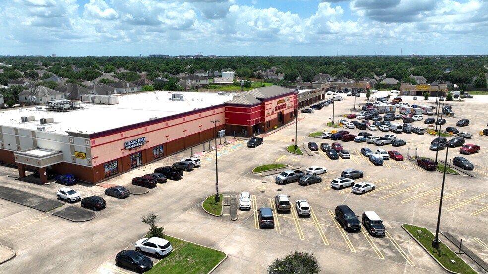 More Photos Of 3050 N Fry Rd, Katy Supermarket For Sale