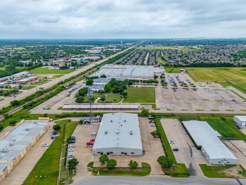 More Photos Of 5950 Park Vista Cir, Fort Worth Warehouse For Lease