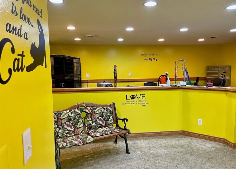 More Photos Of 3965 Parsons Rd, Howell General Retail For Sale