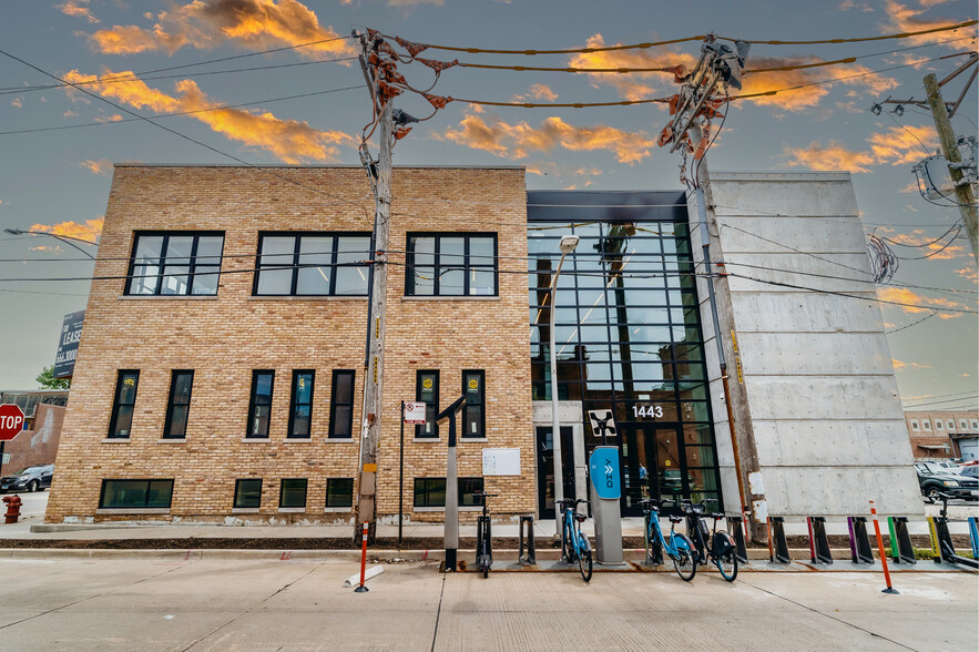 Primary Photo Of 1443 W Wabansia Ave, Chicago Office For Lease