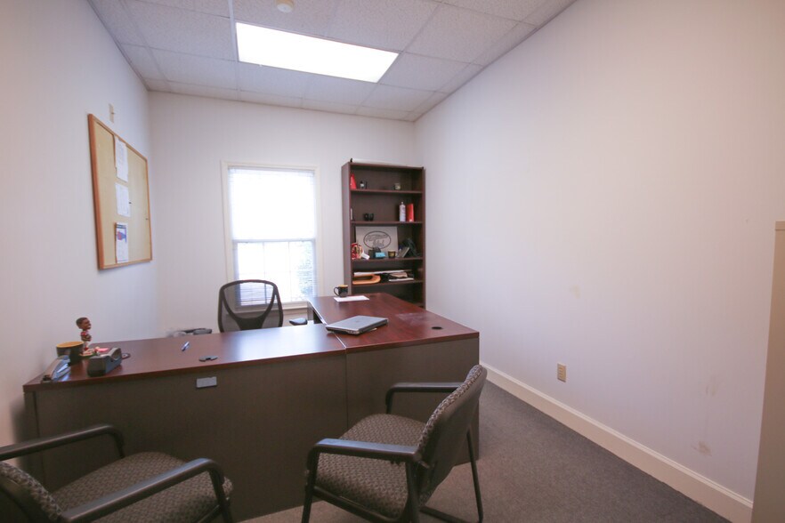 More Photos Of 1201 Stuart Ave, Albany Medical For Sale