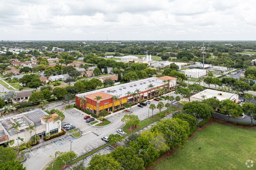 More Photos Of 6001-6095 N University Dr, Tamarac Unknown For Lease