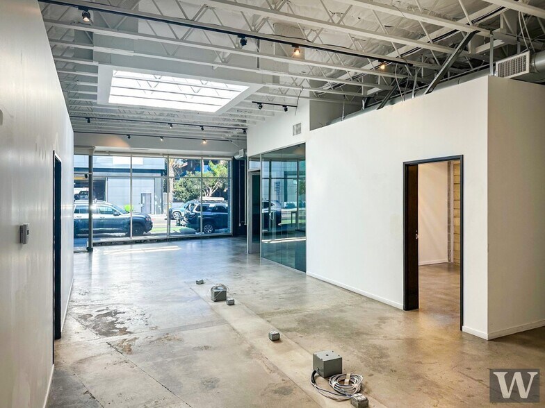 More Photos Of 1412 14th St, Santa Monica Office Residential For Lease