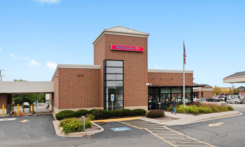 More Photos Of 957 E Belvidere Rd, Grayslake Bank For Sale