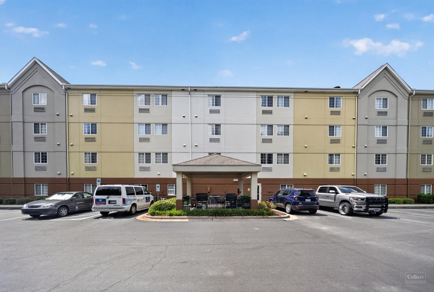 More Photos Of 1055 Waterford Commons Rd, Greenville Hotel For Sale