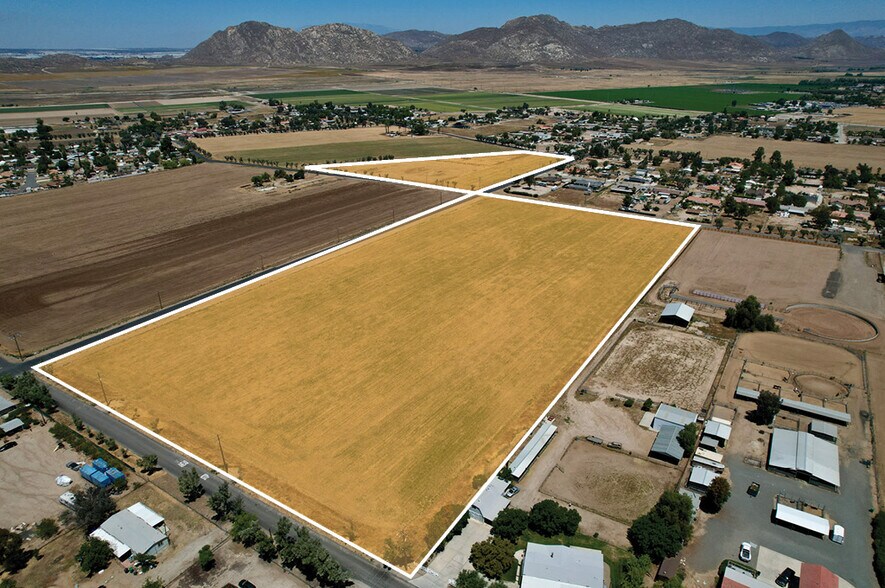 More Photos Of +/- 26.57 Acres, Nuevo Land For Sale