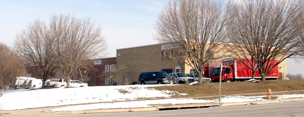 More Photos Of 9115-9125 Bursa Rd, Laurel Warehouse For Lease