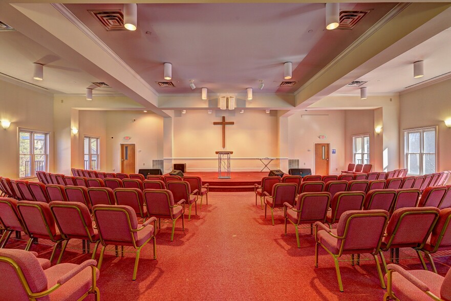More Photos Of 3800 Lenora Church Rd, Snellville Religious Facility For Sale
