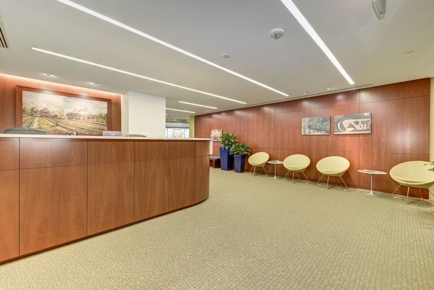 More Photos Of 1800 Diagonal Rd, Alexandria Coworking Space
