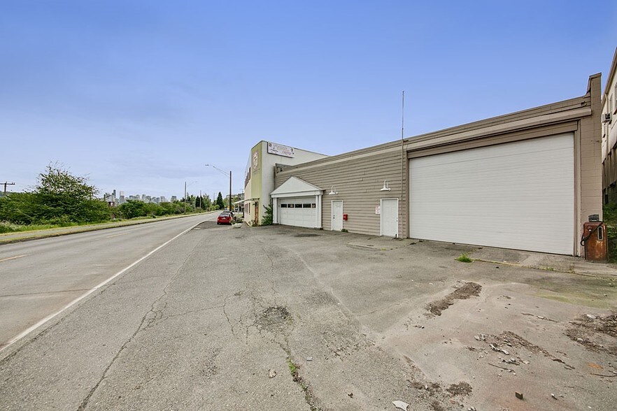 More Photos Of 2220 N Pacific St, Seattle Warehouse For Lease