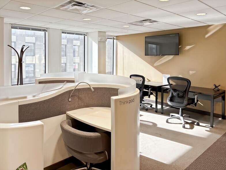 More Photos Of 1010 Lake St, Oak Park Coworking Space