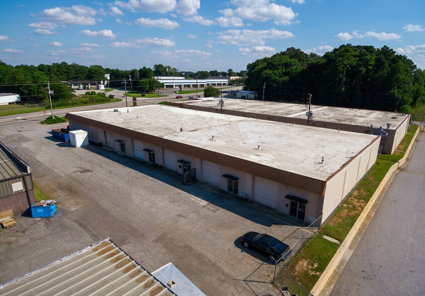 More Photos Of 642 Cordell Dr, College Park Unknown For Lease