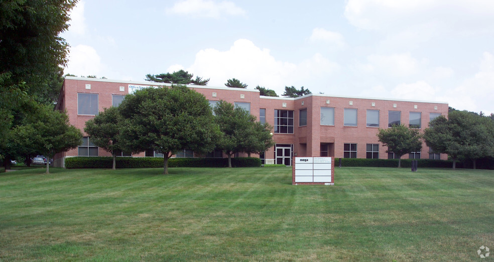 Primary Photo Of 2 Commercial St, Sharon Office For Lease