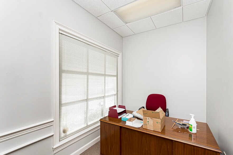 More Photos Of 8425 Cumberland Pl, Baton Rouge Medical For Lease