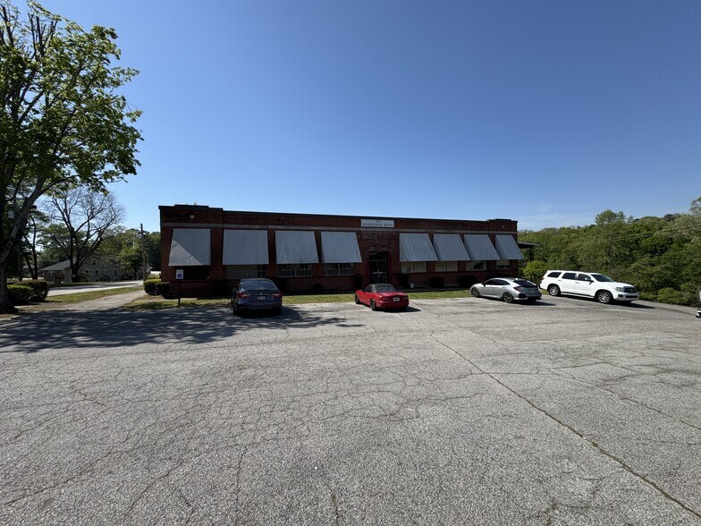 More Photos Of 470 Woods Mill Rd, Gainesville Warehouse For Lease