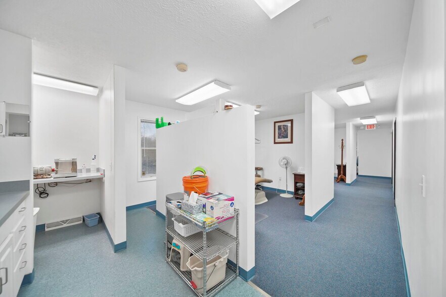 More Photos Of 3165 County Farm Rd, Jackson Medical For Sale