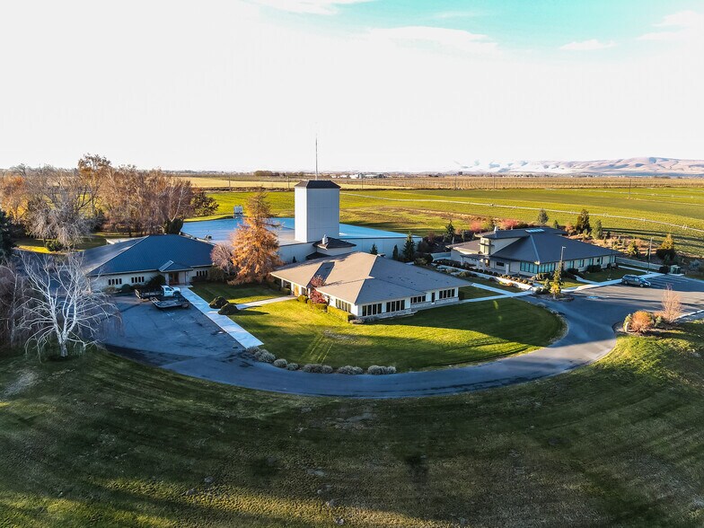 More Photos Of 11793 Fort Rd, White Swan Manufacturing For Sale