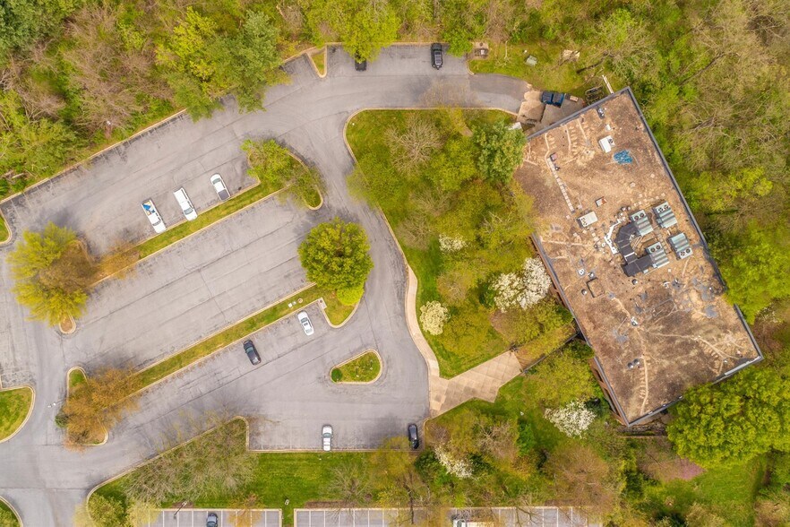 Primary Photo Of 4539 Metropolitan Ct, Frederick Light Manufacturing For Lease