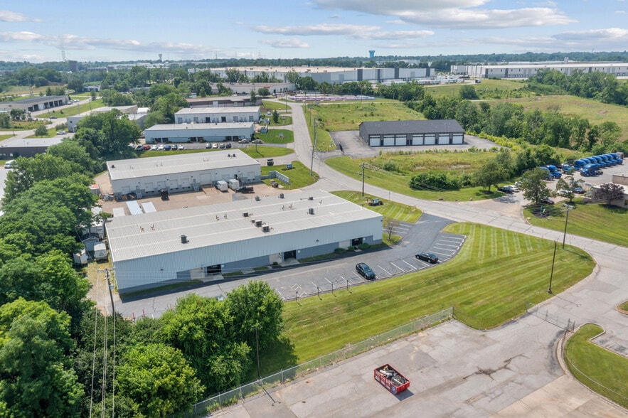 More Photos Of 7725 Foundation Dr, Florence Warehouse For Lease